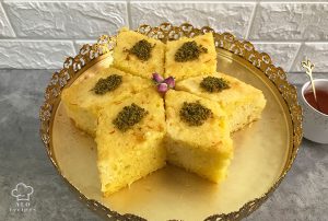 Iranian baklava cake at the cake stand