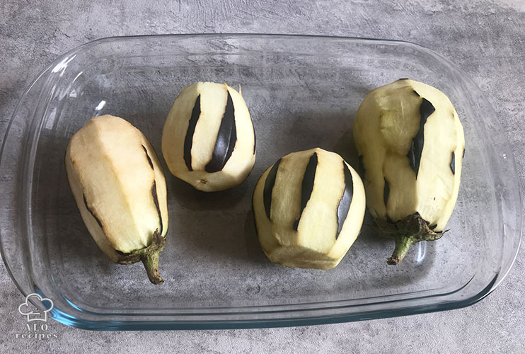 Peel the eggplants