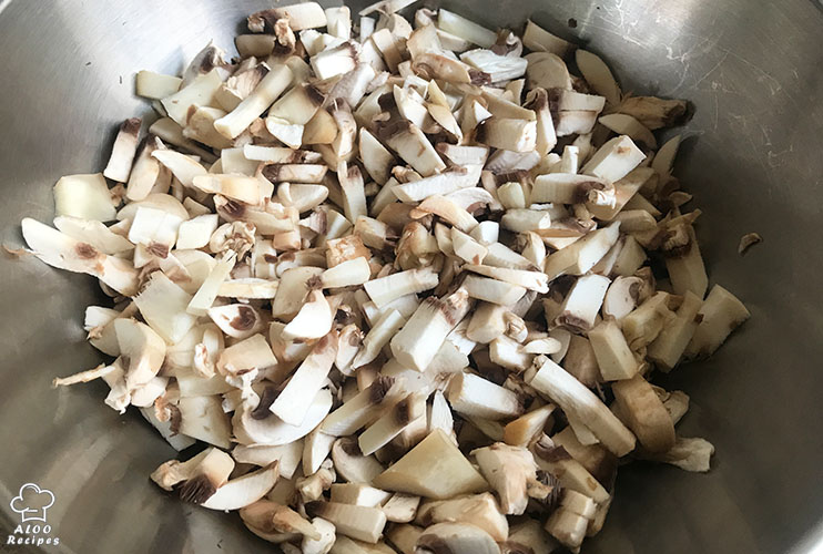 Cut the mushrooms